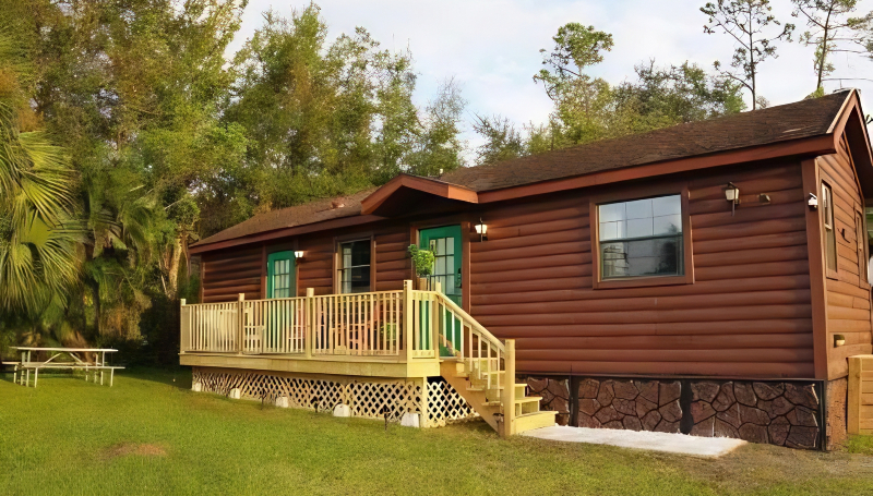 The cute cabin in Florida - @jasminepanama - Instagram